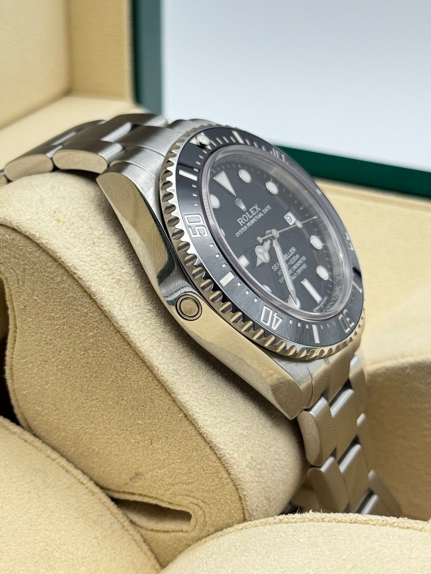 Rolex Sea-Dweller 4000 - 116600