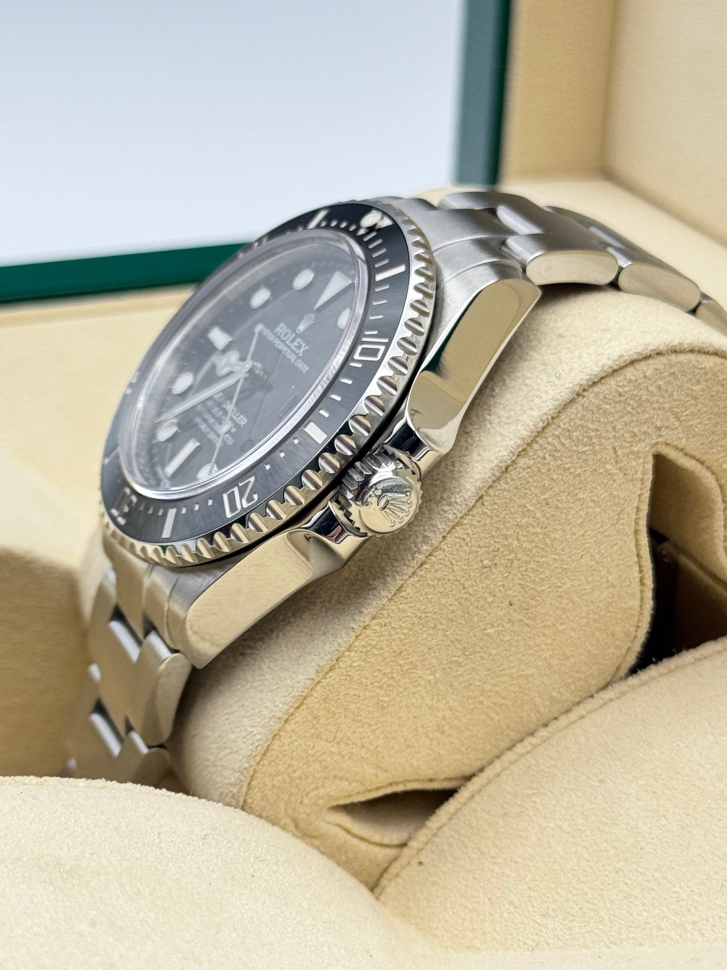 Rolex Sea-Dweller 4000 - 116600