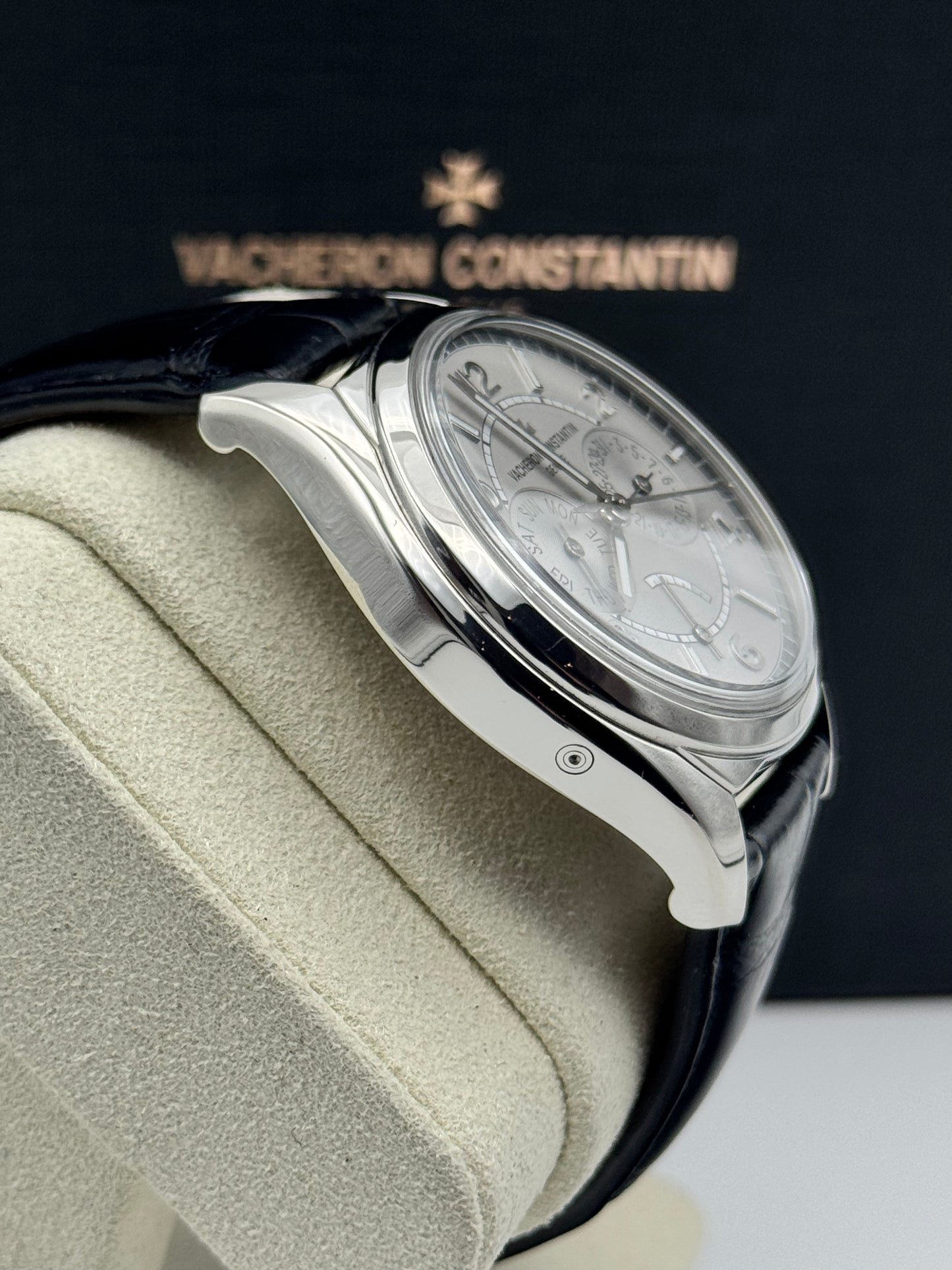 Vacheron Constantin Fiftysix Day Date - 4400E 000A-B437