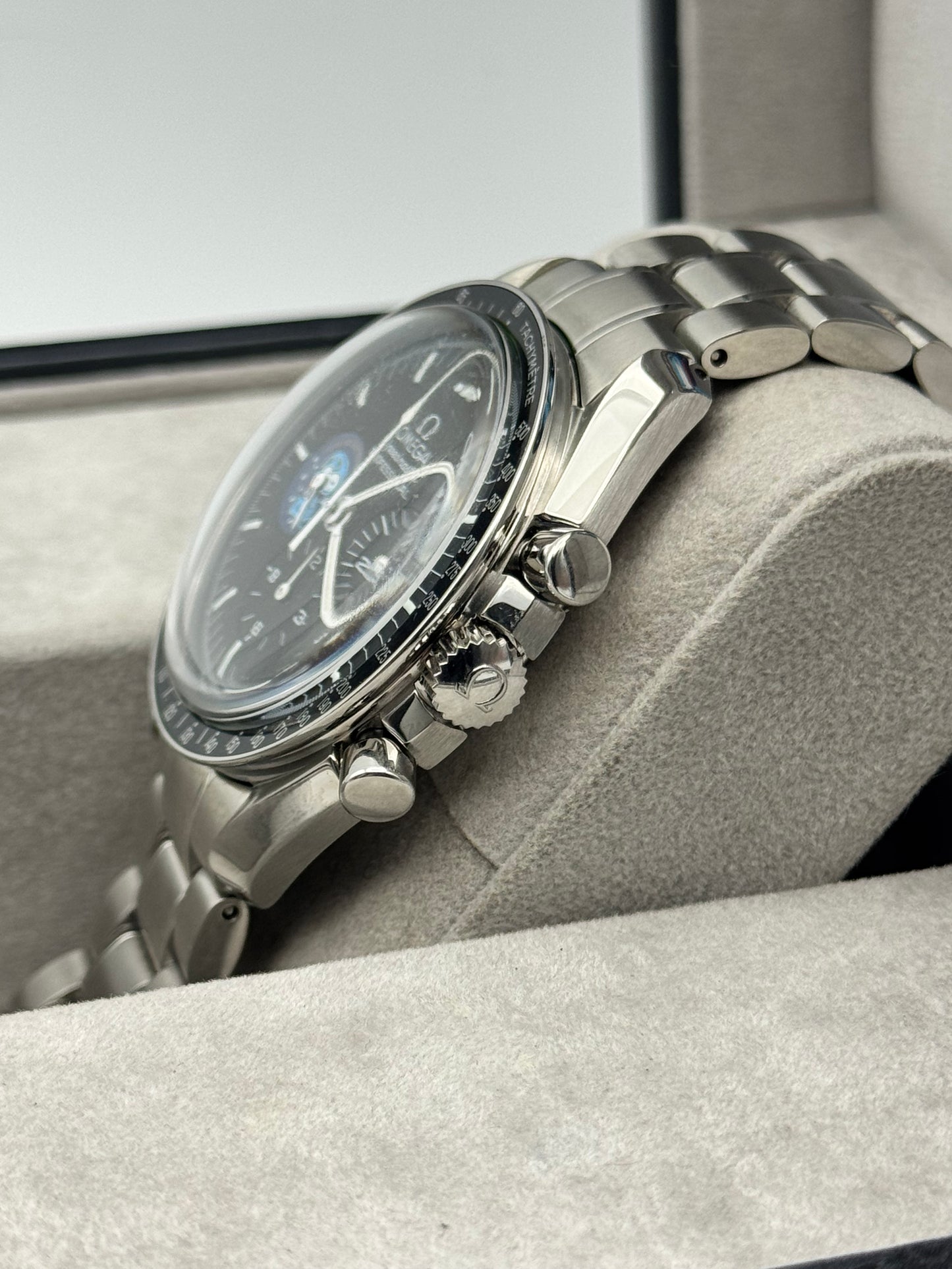 Omega Speedmaster Professional Snoopy Awards Limited Edition - 3578.51.00
