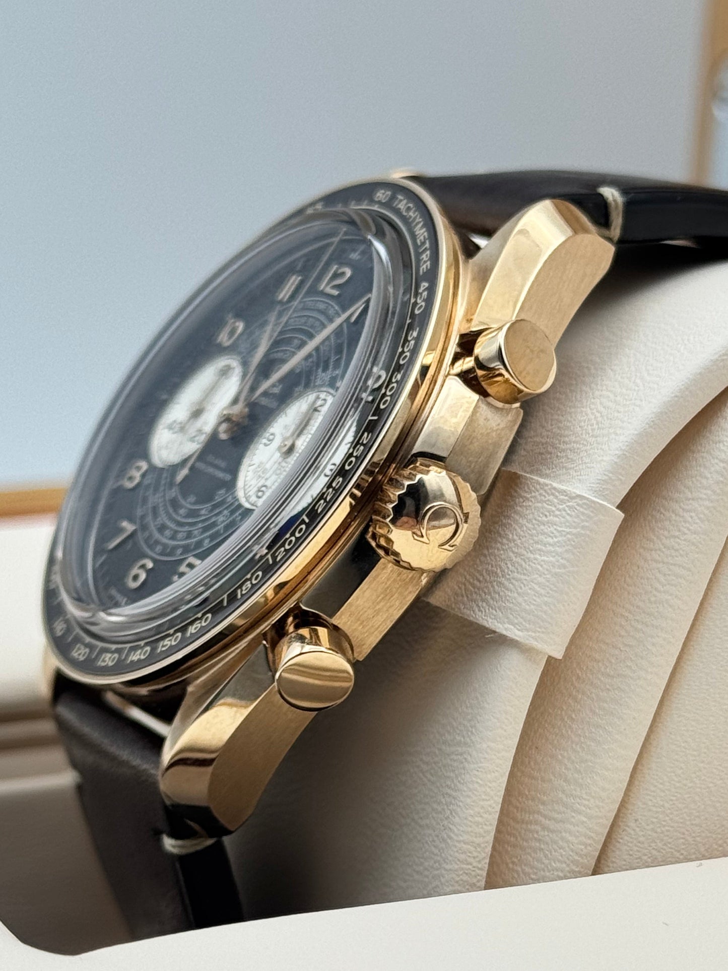 Omega Speedmaster Chronoscope - 329.92.43.51.10.001