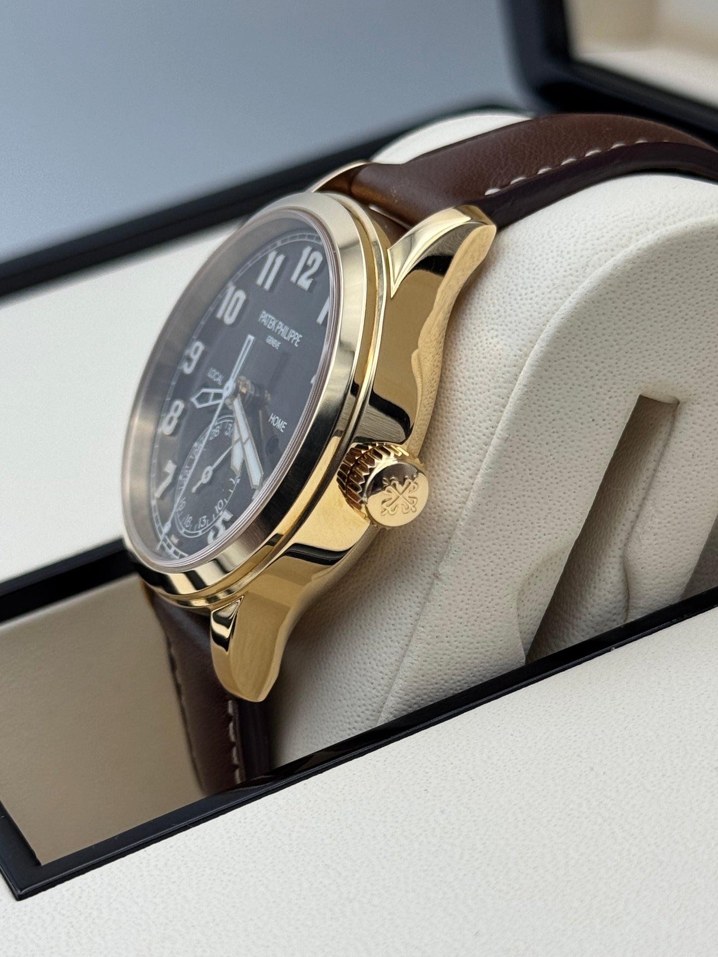 Patek Philippe Calatrava Pilot Travel Time - 7234R-001