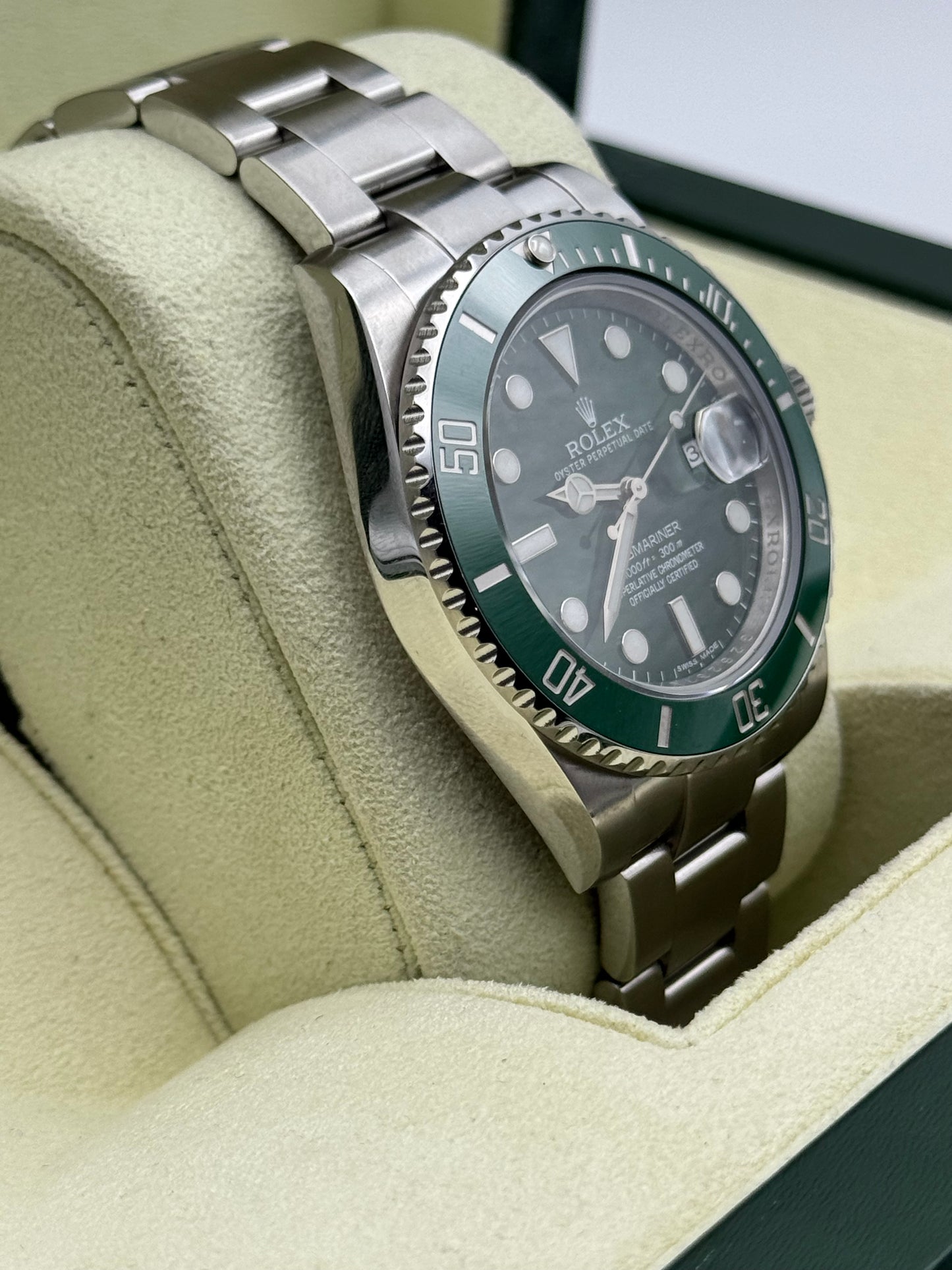 Rolex Submariner Date "Hulk" - 116610LV