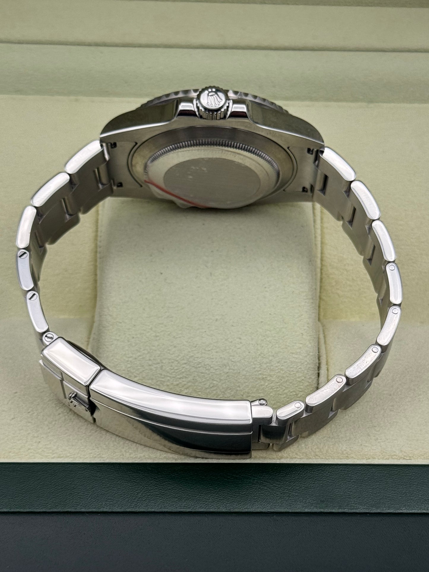 Rolex Submariner Date "Hulk" - 116610LV