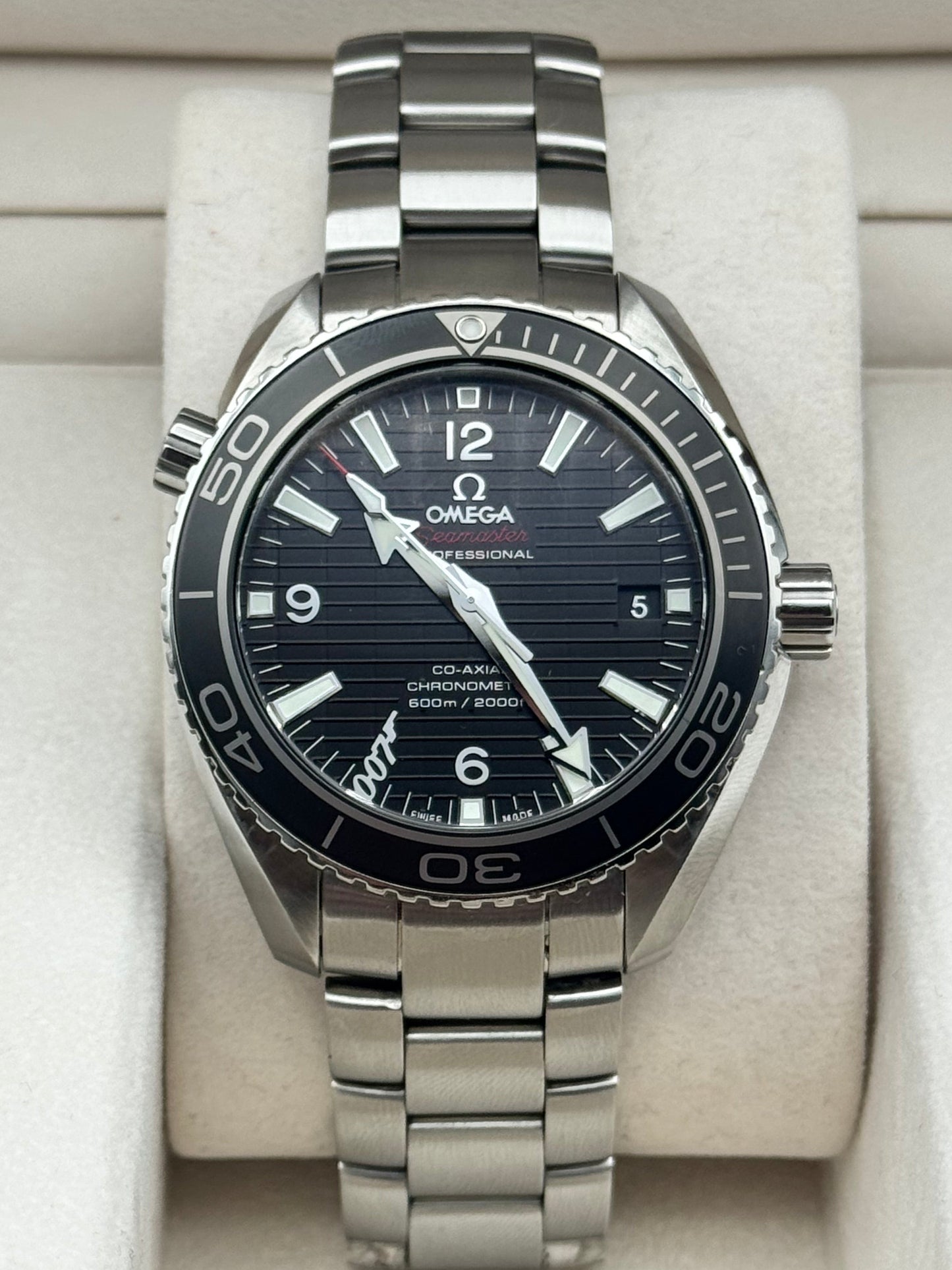 Omega Seamaster Planet Ocean Skyfall Limited - 232.30.42.21.01.004