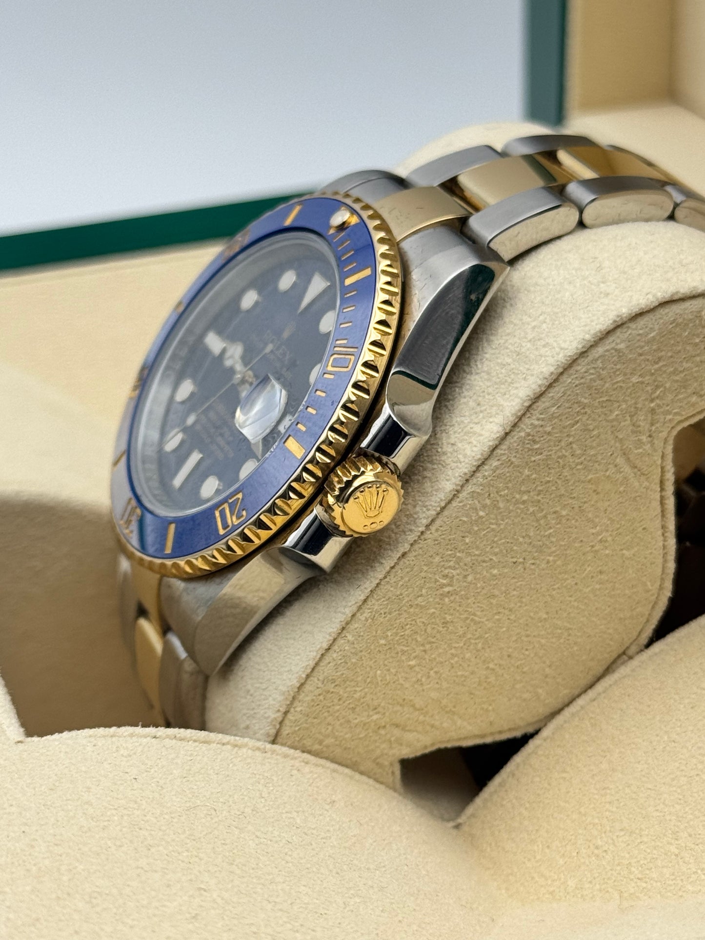 Rolex Submariner Date "Bluesy" - 116613LB
