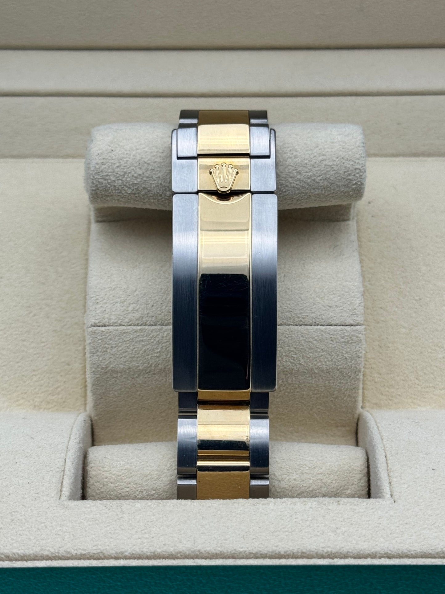 Rolex Submariner Date "Bluesy" - 116613LB