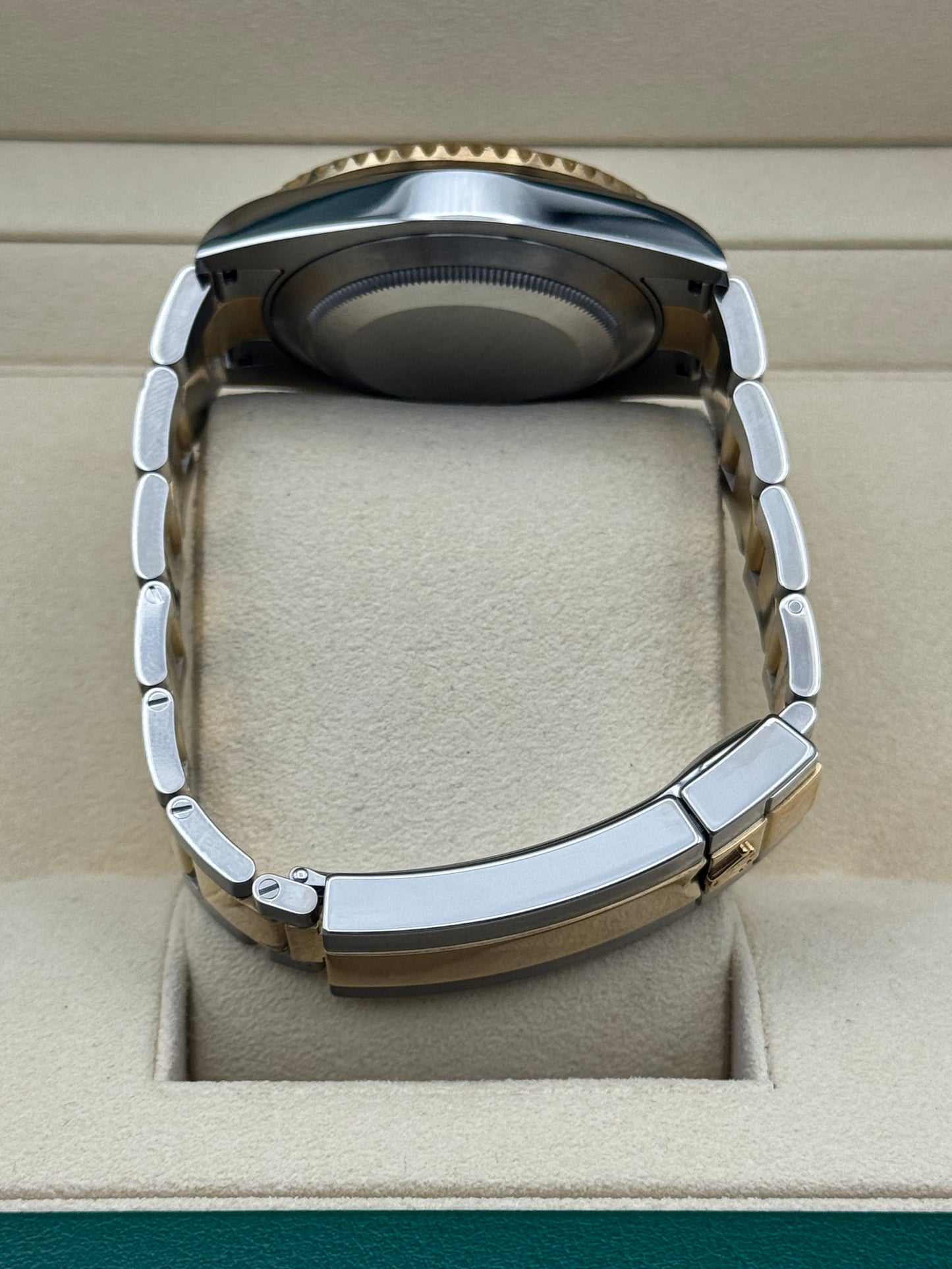 Rolex Submariner Date "Bluesy" - 116613LB