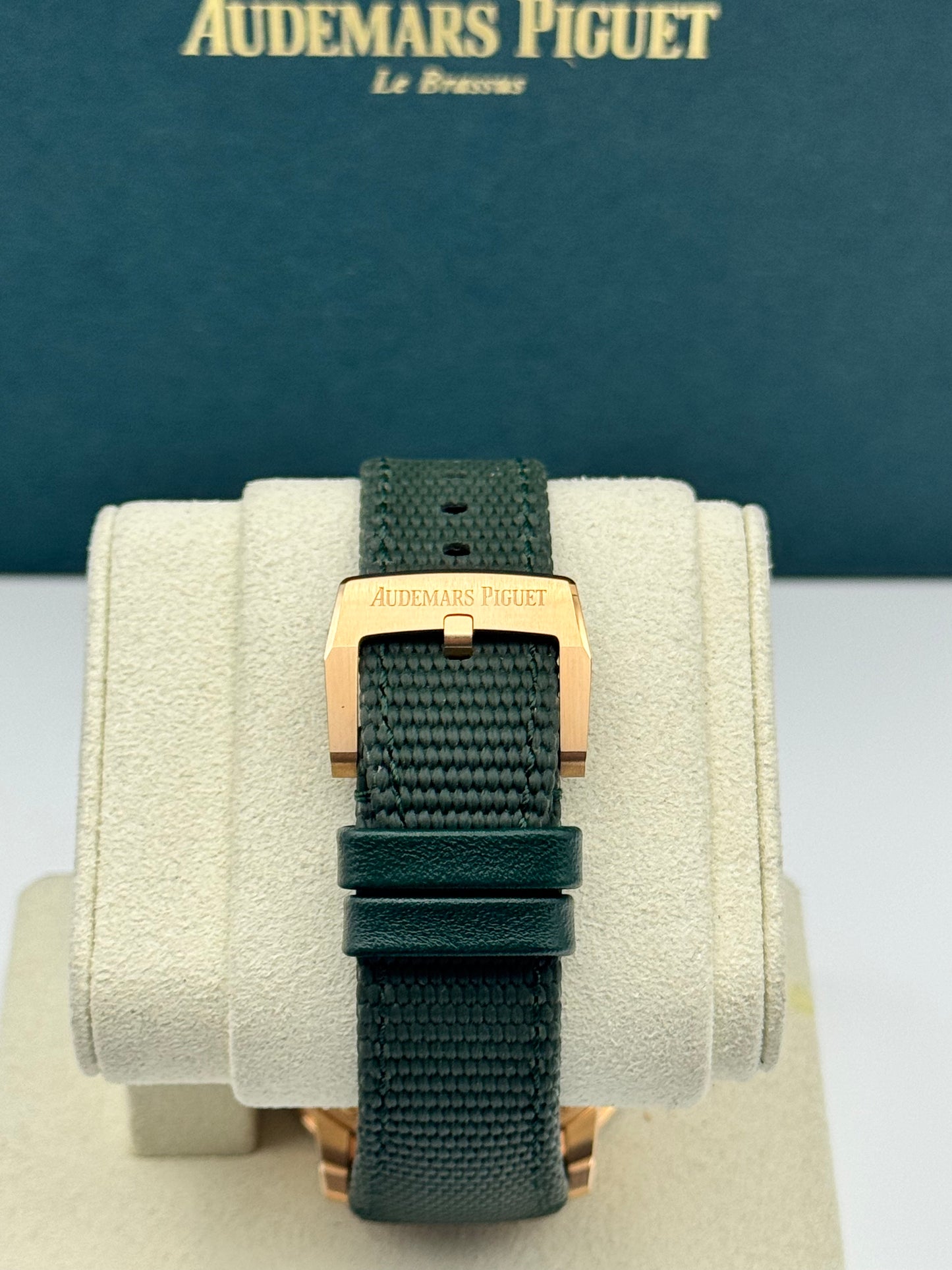 Audemars Piguet Code 11.59 Selfwinding 18kt Gold - 15210OR.OO.A056KB.01