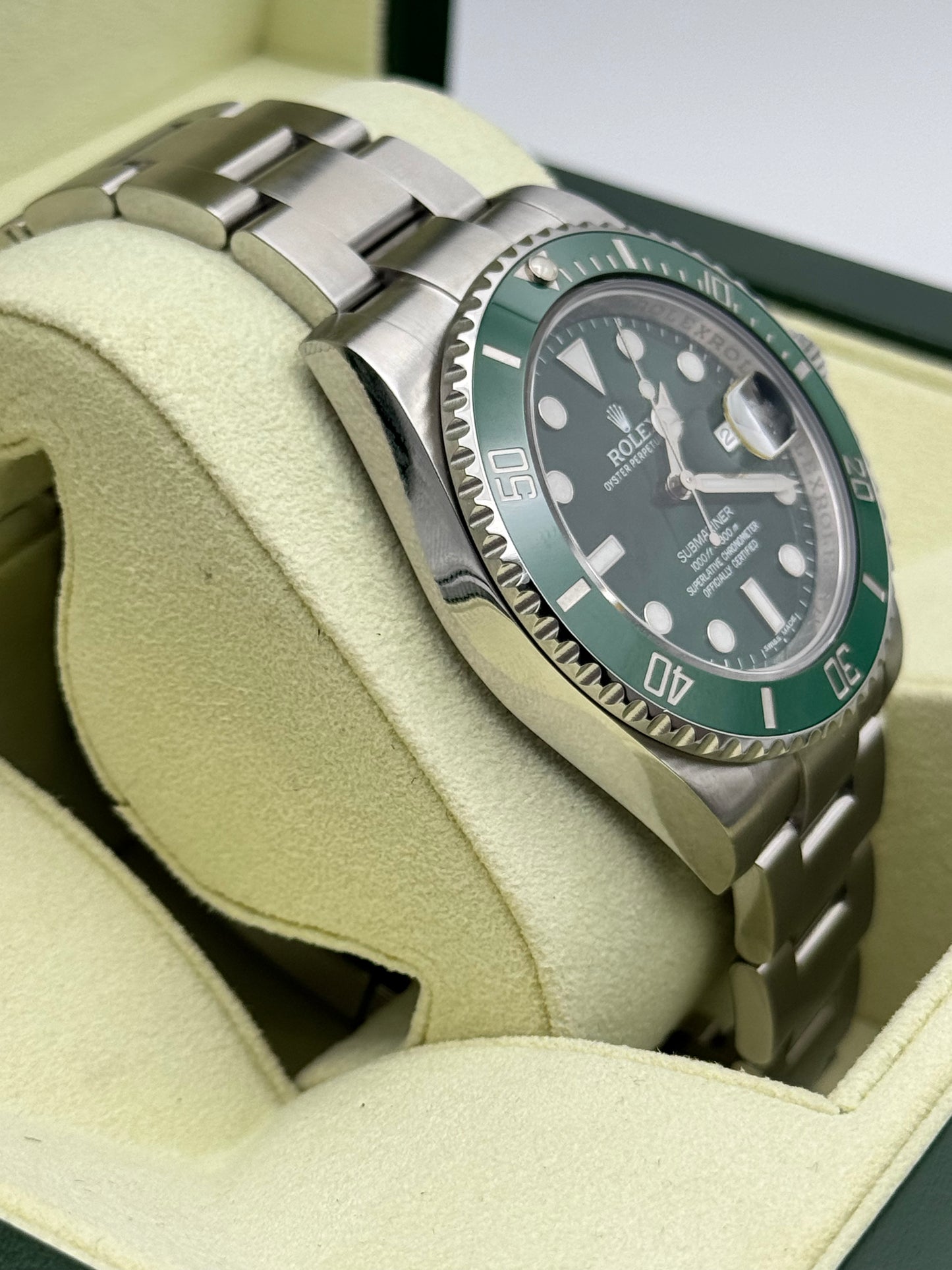 Rolex Submariner Date "Hulk" - 116610LV