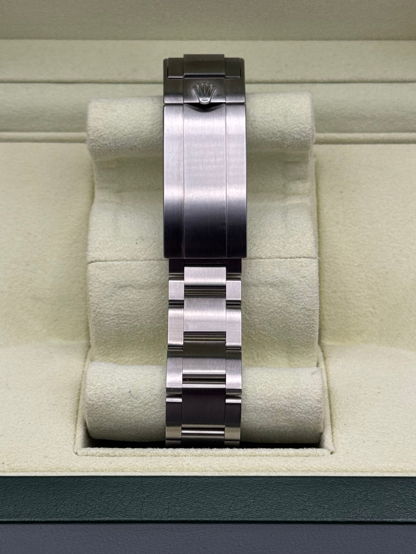 Rolex Submariner Date "Hulk" - 116610LV