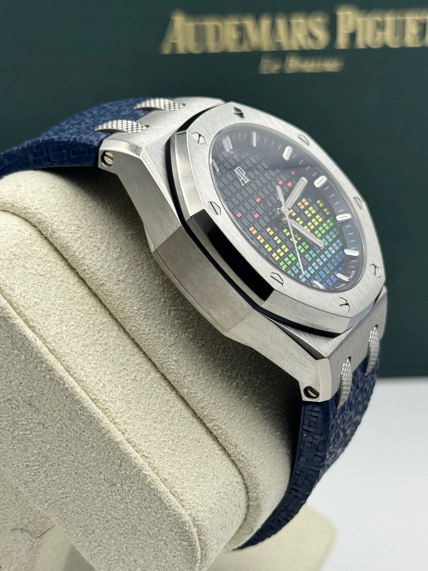 Audemars Piguet Royal Oak Offshore Selfwinding Music Edition - 77600TI.OO.A343CA.01