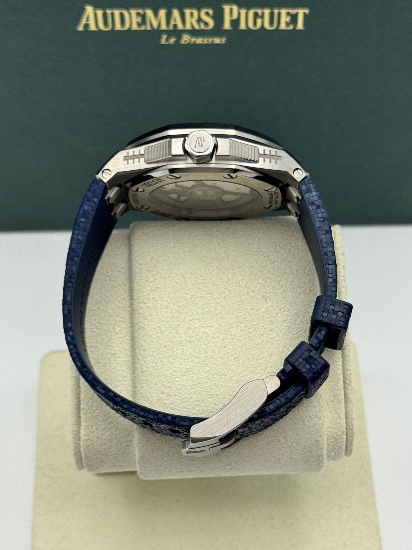Audemars Piguet Royal Oak Offshore Selfwinding Music Edition - 77600TI.OO.A343CA.01
