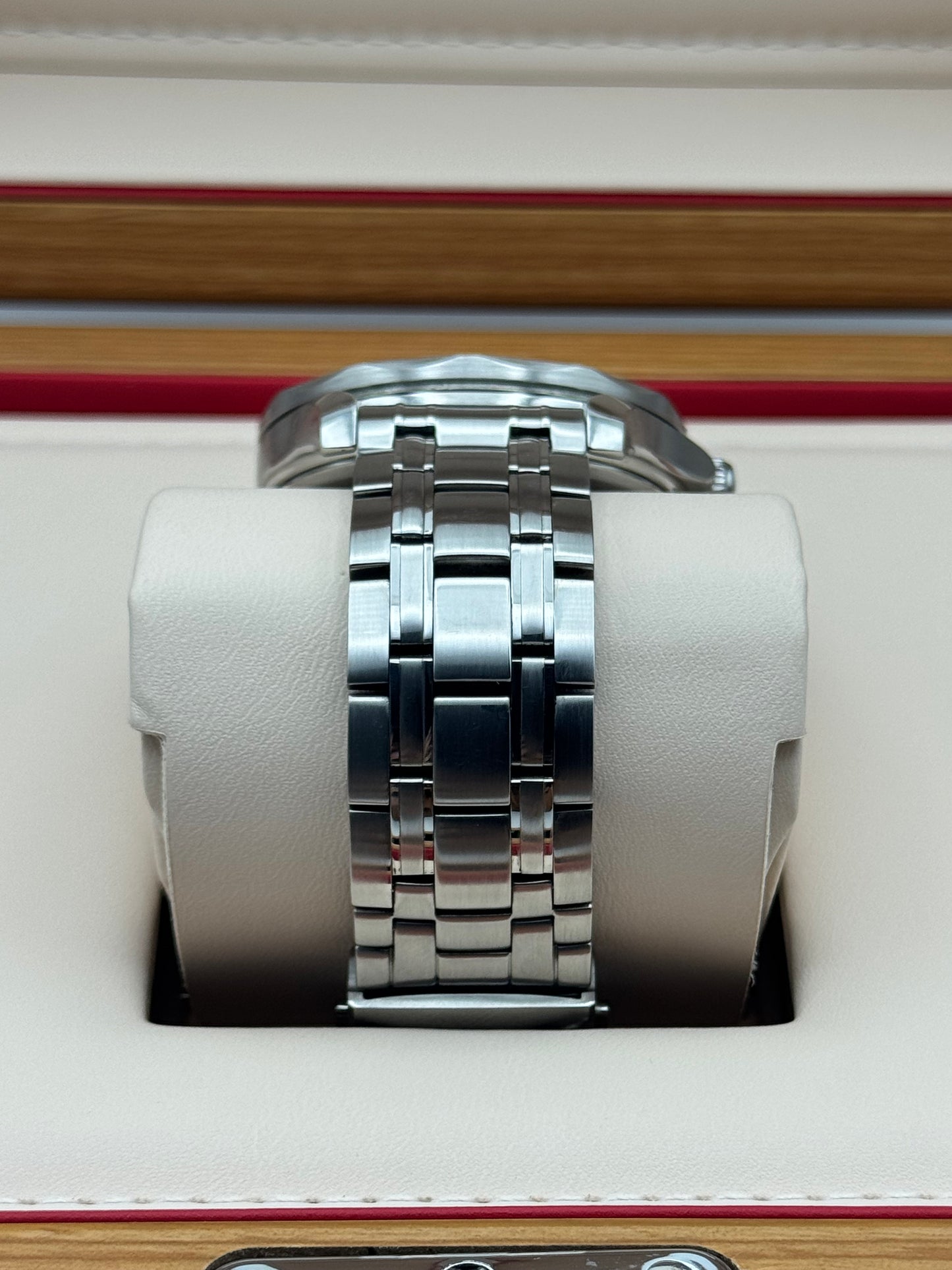 Omega Seamaster Diver 300 M - 212.30.41.20.03.001