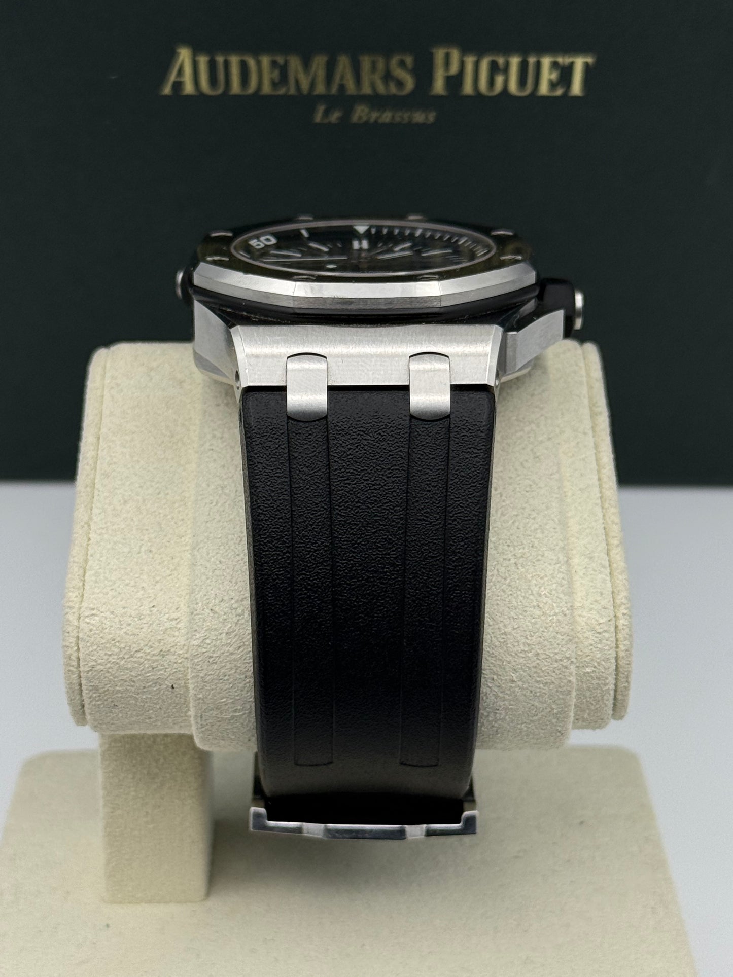 Audemars Piguet Royal Oak Offshore Diver - 15710ST.OO.A002CA.01