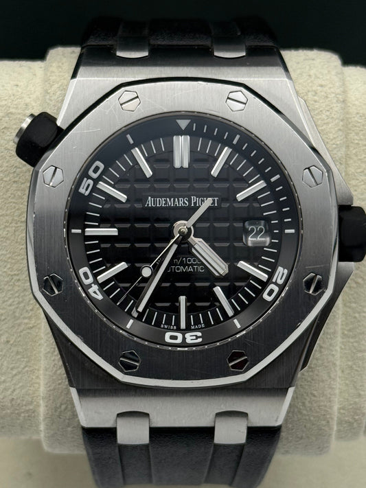 Audemars Piguet Royal Oak Offshore Diver - 15710ST.OO.A002CA.01