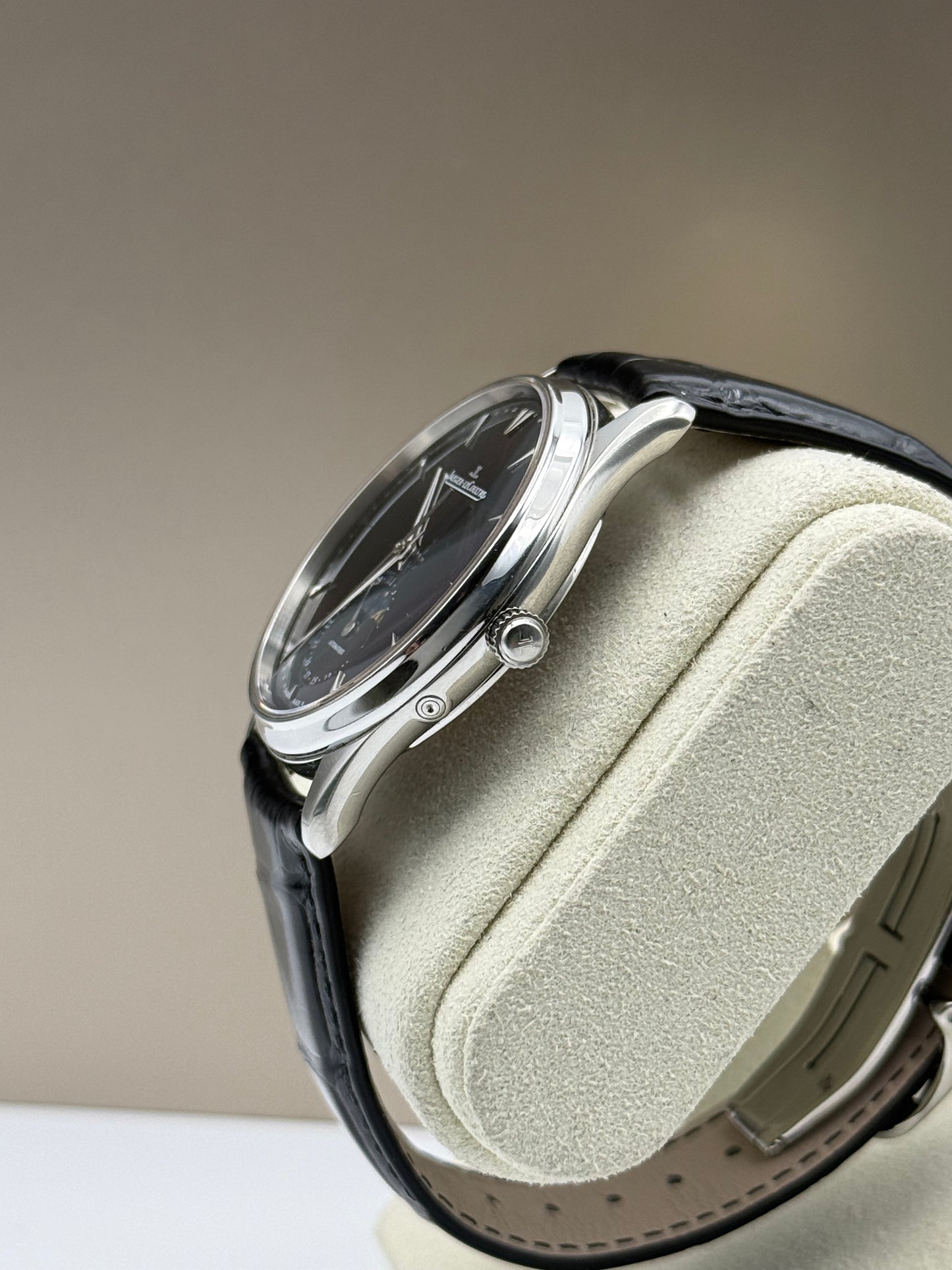 Jaeger-LeCoultre Master Ultra Thin Moon - Q1368470