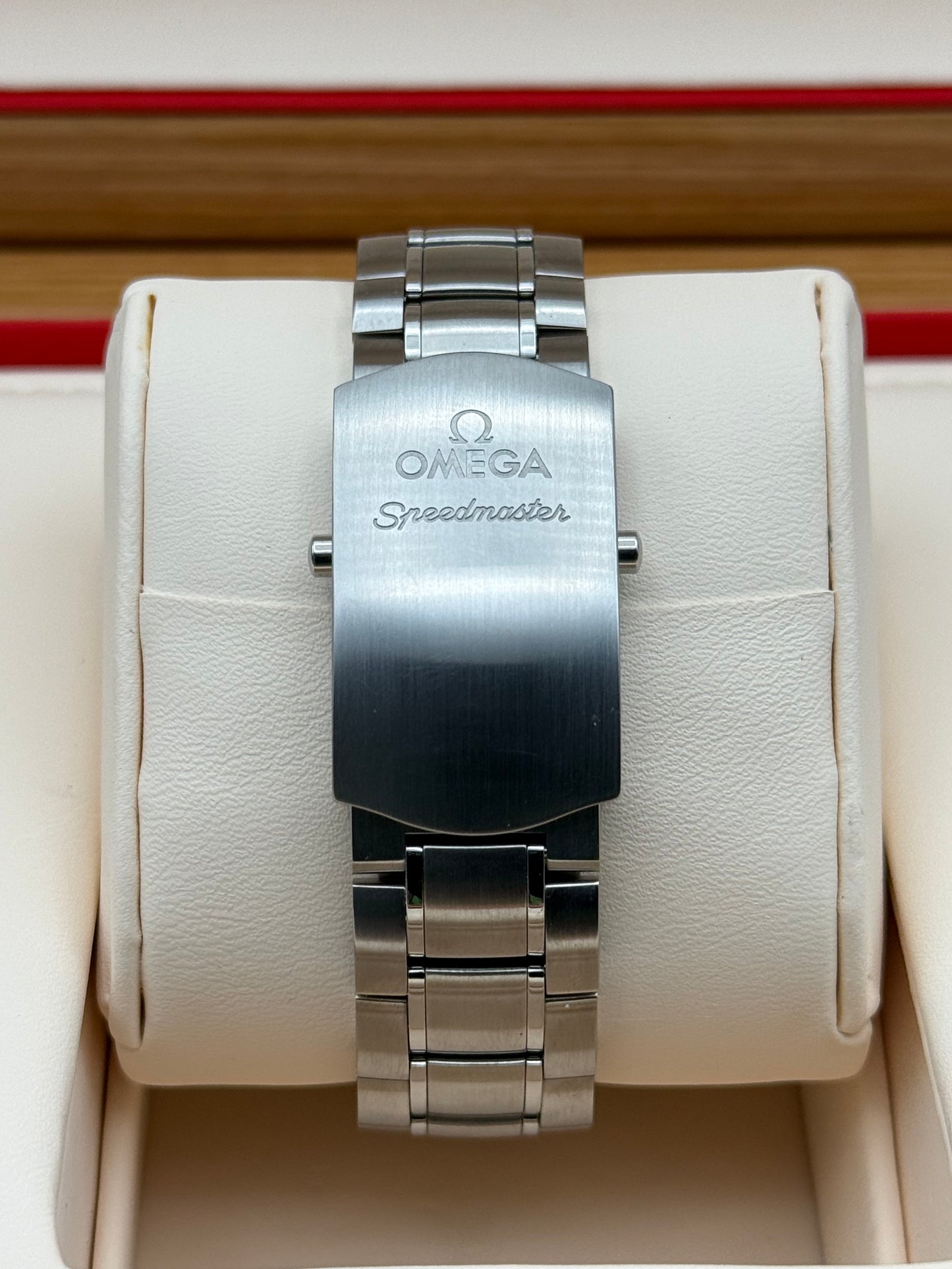 Omega Speedmaster Racing - 326.30.40.50.03.001