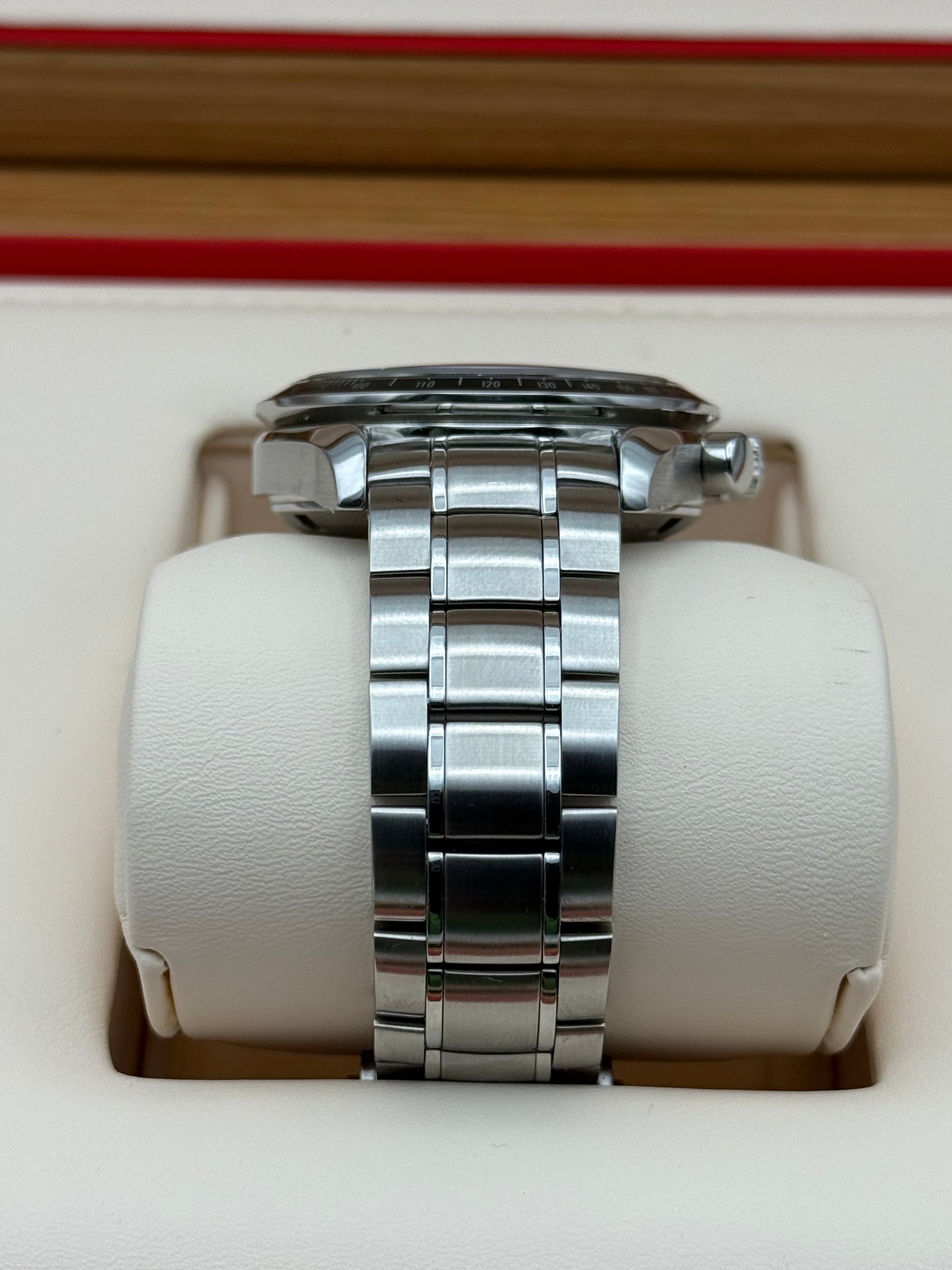 Omega Speedmaster Racing - 326.30.40.50.03.001