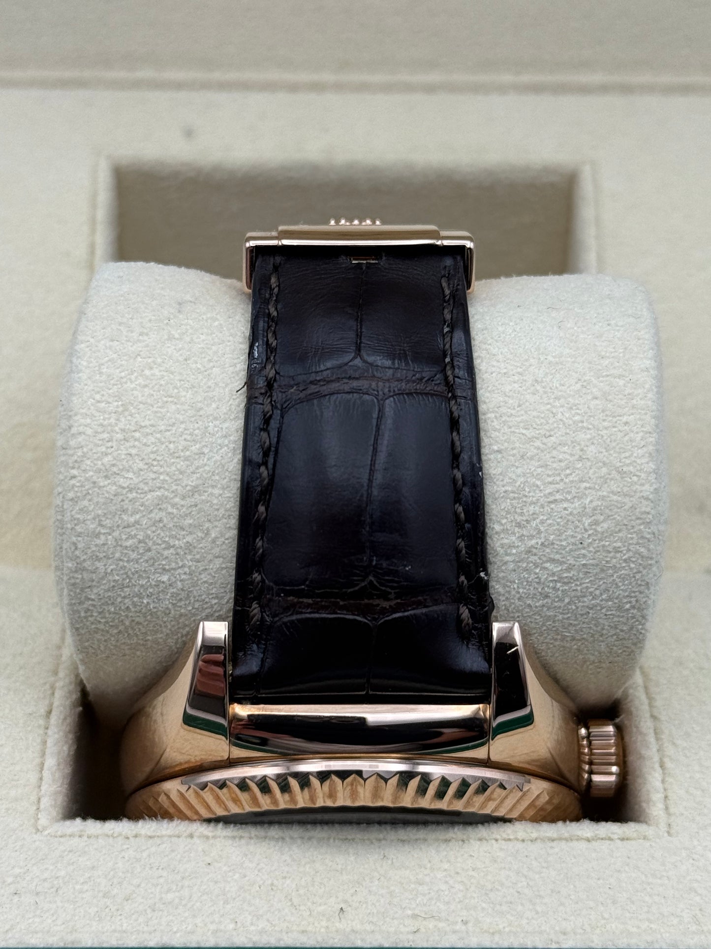 Rolex Sky-Dweller 18Kt Rosegold - 326135