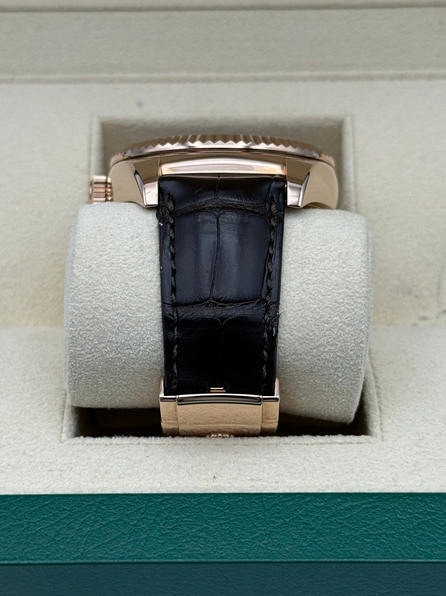 Rolex Sky-Dweller 18Kt Rosegold - 326135