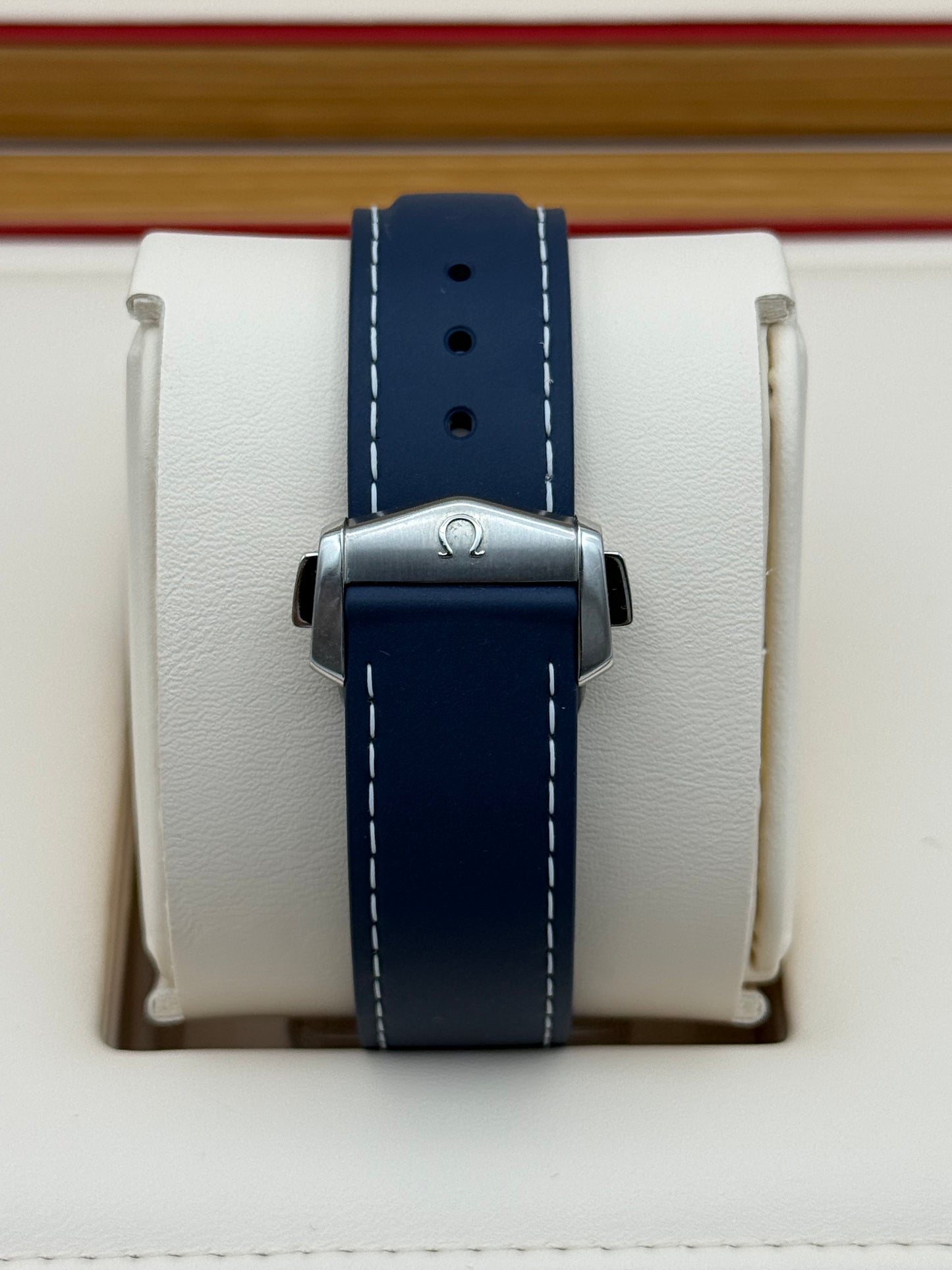 Omega Seamaster Planet Ocean 600M GMT - 232.32.44.22.03.001