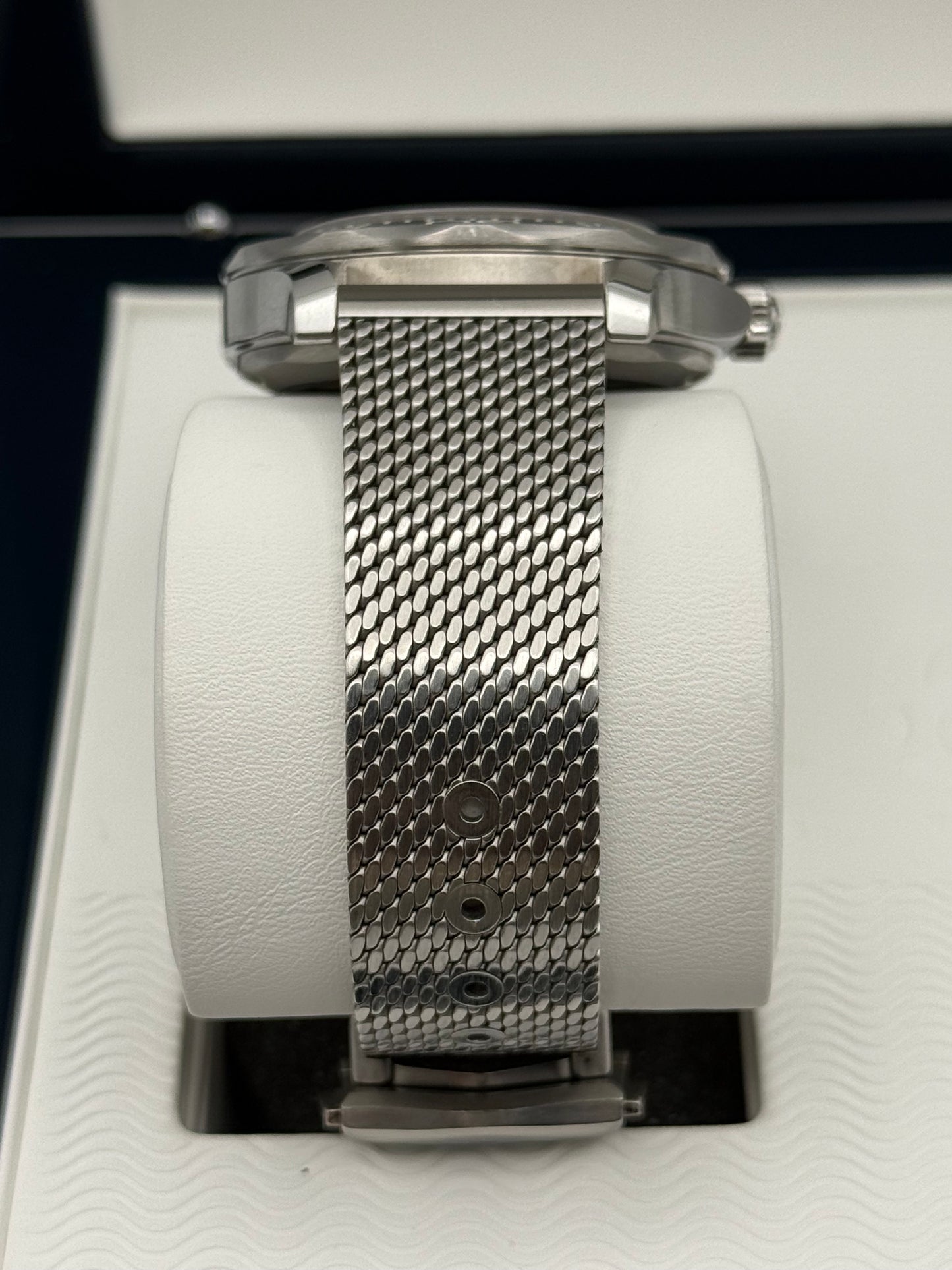 Omega Seamaster Diver 300 M James Bond 60th - 210.30.42.20.03.002